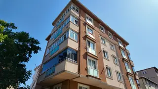 Re/max Land'den Merkezi Konumda 2+1 Daire