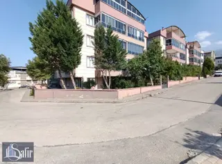 Merkez'de 2+1.3.kat Arakat 3.cephesi Açık Site İçi Daire