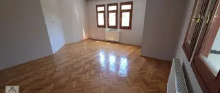 Satılık, K.esat, Bardacık Sokak'ta 2+1, Y. Giriş, Kombili, Otoparklı