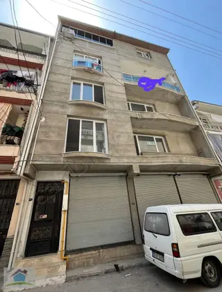 Pino Dan Buca Göksu Mahallesinde 4 Katlı Komple Satılık Bina