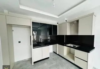 Beylikdüzü Yakuplu Mah Hasırcılar Avm Arkasında Metrobüse 5 Dk Yürüme Mesafesinde 2+1 Dairemiz