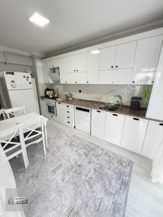 Muslu Gayrimenkulden Bekir Aksoy Okulu Civarı Satılık 3+1 Daire