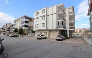 Hega İnvest-toygar M. 3+1 Asansörlü Arakat Geniş Ebeveyn Banyolu
