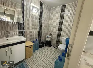 Zirveden Yeşiltepede 3+1 Merkezi Konumda Kök Tapu Daire