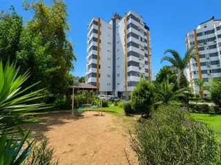 Lara Güzeloba'da Site İçinde Bakımlı 2+1 Satılık Daire