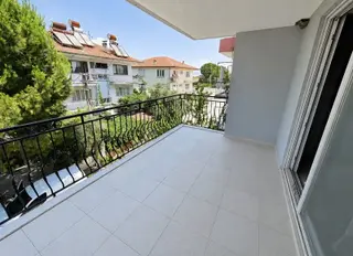 Denizli Satılık 3+1 Geniş Balkonlu 140 M² Daire, Sarayköy