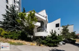 Ankara Çankaya Sancak Mah. Korman Sitesi Satılık Villa
