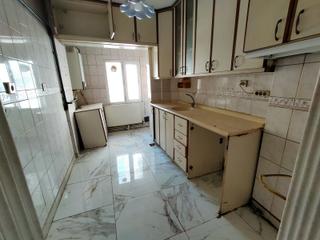 Hacıkaplanlarda 7 Daire 2 Dükkandan Oluşan Komple Satılık Bina