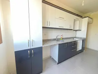 Emlak Center'dan Muradiye Mah 2+1 Kiralık Ara Kat Daire