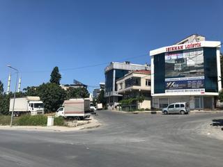 Mahmutbey İstoç Karşısı Çok Değerli Yol Üstü Köşe Başı Satılık Komple Mini İş Merkezi