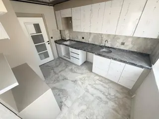 Yuvam'dan Menderes'in Kalbinde Carşamba Pazar Cephe 5+1 Daire