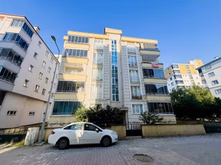 Yağmur Emlak'tan Tekkeköy'ün Çok İyi Konum 2+1 Kiralık Daire