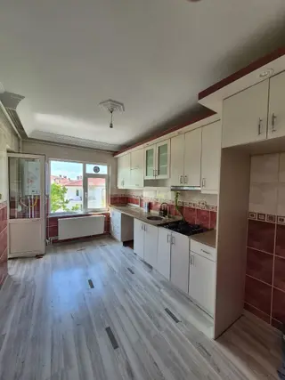 Karakaş Mahallesi Edirne Yolu Üzerinde 3+1 Kiralık Daire