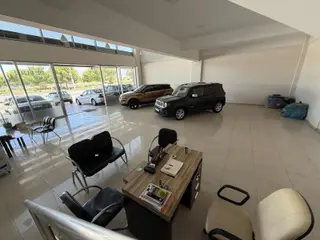 Denizli Otonomi Girişinde Yüksek Tabela Değerli Satılık Showroom