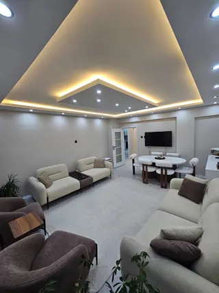 ,yıldız Gayrımenkul Den Kazancılar Cadde 3+1 Lüks Yapılı Masrafsız Satılık Ara Kat Fırsat Daire