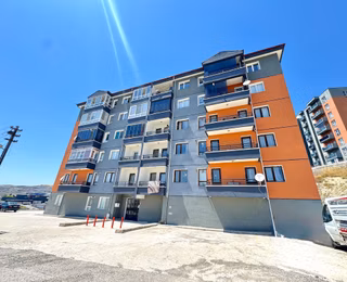 Gülerden Acil!! Yakacık'ta %70 Krediye Eevimsiatemlerine Uygun 3+1 Asansörlü Ara Kat'ta Daire