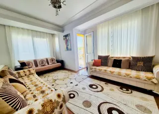 Hastane Yakını Vatan Mah.'de,ara Kat,asansörlü Bakımlı Daire