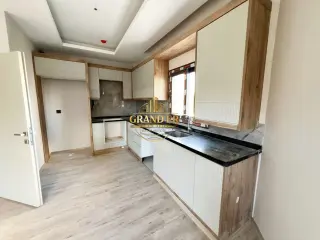 Mezitli Davul Tepe'de Site İçerisinde Kiralık Ferah 2+1 Daire