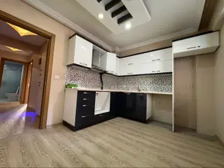 Buca Yeşilbağlar'da 2+1 Satılık Krediye Uygun Bahçeli Daire
