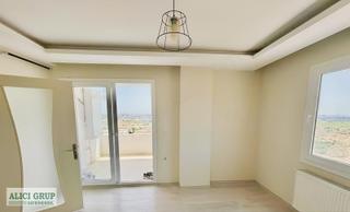 Stad Yakını Kapalı Mutfak Kombili 2+1 Kiralık Daire