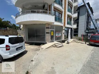 Atatürk Mh. Çandarlızade Üzerinde 150 M2 Kiralık Dükkan