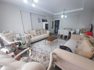 Yeni Rota'dan Tekerek Küçük Ev Civarı Site İçi Satılık 4+1 Daire