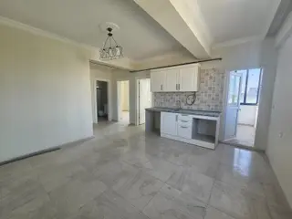 Yeni Rota Emlaktan Ara Kat Satılık Daire