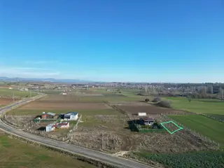Pınarhisar Tozaklıda 211 M2 Asfalt Cephe