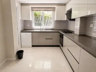 Fatih'in Merkezinde Masrafsız Satılık Fırsat Daire
