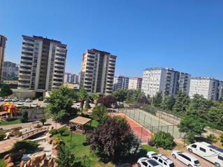Rota Emlaktan Lüx Donanımlı Sitesi İçi 4+1 Geniş Daire