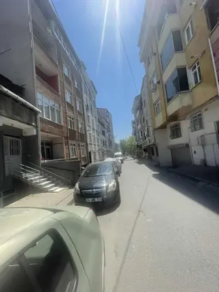 İnönü Mahallesi'nde Bahçe Kat 3 + 1 2kat Hisseli Satılık Daire