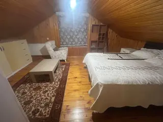 Ferah Ahşap Tasarım Kiralık Eşyalı Daire 2+1 Çatı Katı 85 M2
