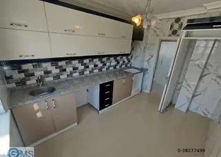 Hüsnükarakaş Mahallesinde 2.katta Asansörlü 2+1 90m²
