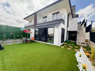 Meramlı-dan Sızma Yeni Yerleşim Satılık Eşyalı Butik Villa - 1