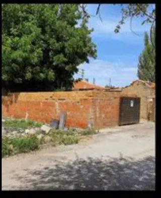 Şirintepde Acık Kapalı Depo Müstakil Ev