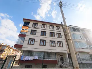 Fadim Cam Gayrimenkul Den Aydınlıkevler Mh. Satılık Arakat Daire