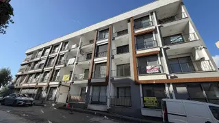 Seferihisar Merkezde Herşeyi Hazır Eksiksiz 3+1 Daire