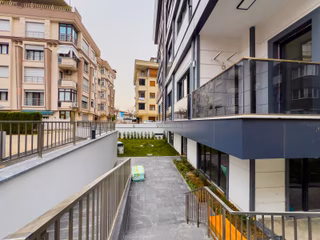 Dagıstan Gayrimenkulden Sıfır Binada 3+1 150m2 Ara Kat