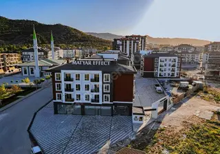 Uydukent-selçuklu Mah.'de Matyar Efect Sit.'de Lüks Eşyalı 2+1
