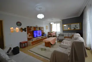 S.t.kiralık Merkezi Konumda 127 M2 Emsalsiz 3+1 Lüks* Daire