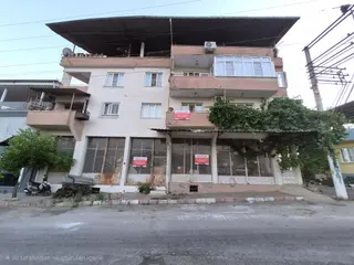 Nazilli Arslanlı'da Cadde Üzerinde Satılık 2 Dükkan Ve 3+1 Daire