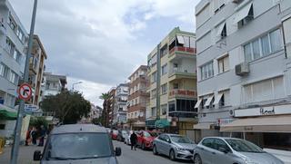 Bostanlı Merkezde, Sosyal Yaşamın Ortasında Kiralık 3+1 Daire