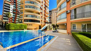 Alanya Mahmutlar'da Denize Sadece 200 Metre Mesafede Satılık 2+1 Daire