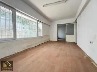 Akalından Basın Sitesinde Katip Çelebi Yakını Bahçeli Satılık