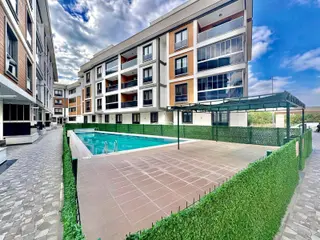 Akçay Aras Emlaktan Altınkumda Havuzlu Otoparklı 2+1 Ara Kat