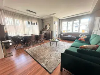B.evler Deli Hüseyin Paşa Caddesi Üzeri Full Yapılı 3+1 Ara Kat