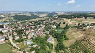 Aşırlar'da , 347 M² Arsa! 31m Resmi Yol Cepheli