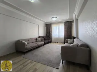 Karaköprü 35 Metreye Ve Miroğlu Ve Osmanlı Pastanesine Yakın