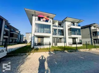 Sancak Emlak'tan Satılık Cift Balkonlu Lüks Daire