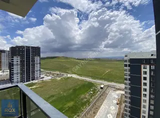 Cumhuriyet'te Site İçi 4+1 Panoramik Manzaralı Geniş Sıfır Daire